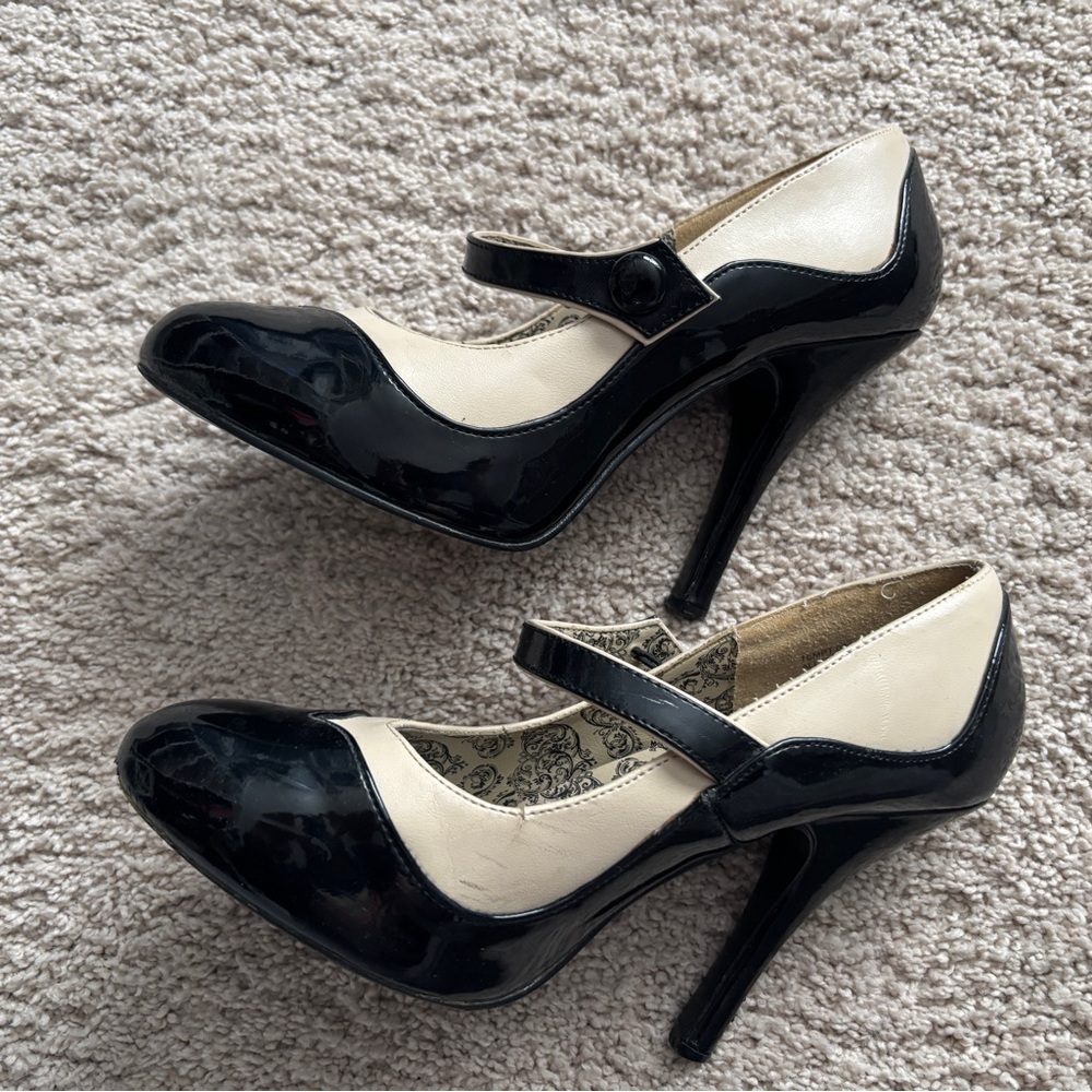 Bordello Black and Cream Mary Jane Heels. Size 6. Gently worn! - Picture 4 of 5